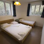 Ξενοδοχείο Abaca 3*