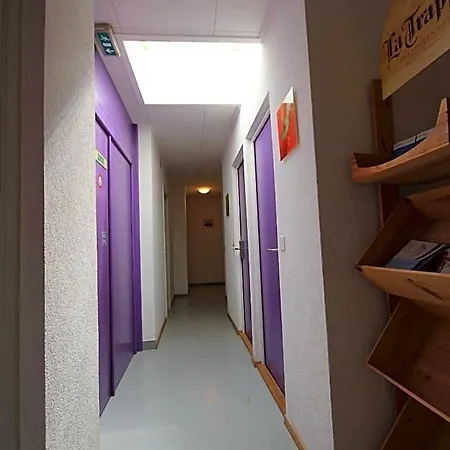 Abaca מלון 3*