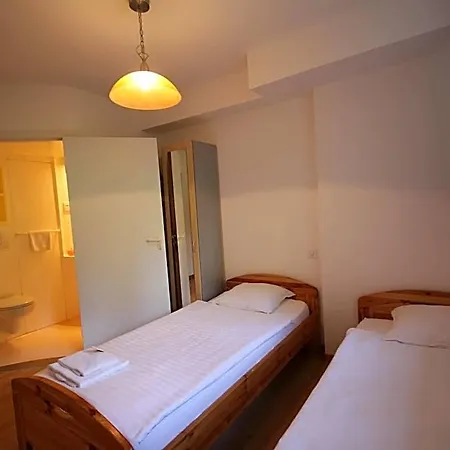 Hotel Abaca 3*