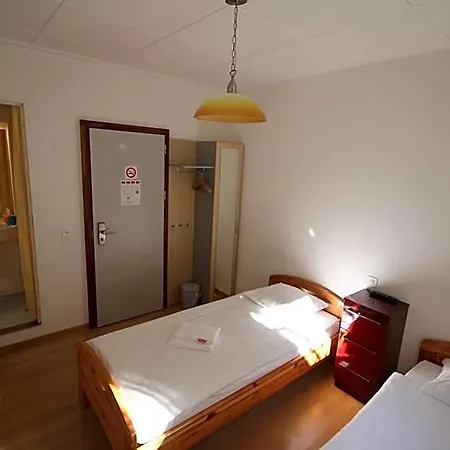 Abaca Hotel 3*